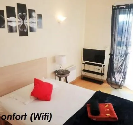 Cintray Parc Апартаменты Breteuil-sur-Iton