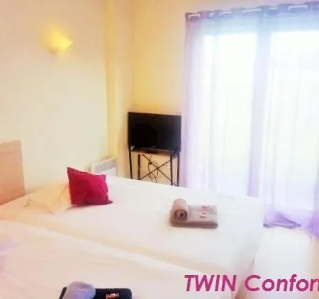 Cintray Parc Апартаменты Breteuil-sur-Iton